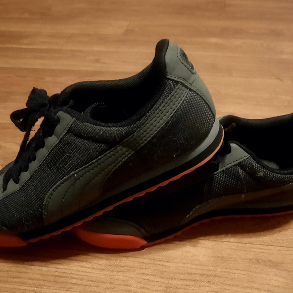 SOLD Puma Size 3 Big Boys Shoes - Picture 5 of 10